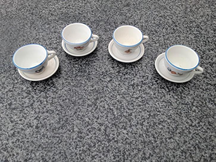 Mini Serviesje met leuke afbeeldingen, Antiek en Kunst, Antiek | Servies los, Ophalen