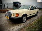 Mercedes-Benz 230E Oldtimer Automaat, Vol!, Automaat, Stof, Gebruikt, Beige