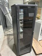 19 Inch serverkast met ventilatoren, Computers en Software, Serverkasten, Ophalen, Gebruikt, Glas, Geperforeerd