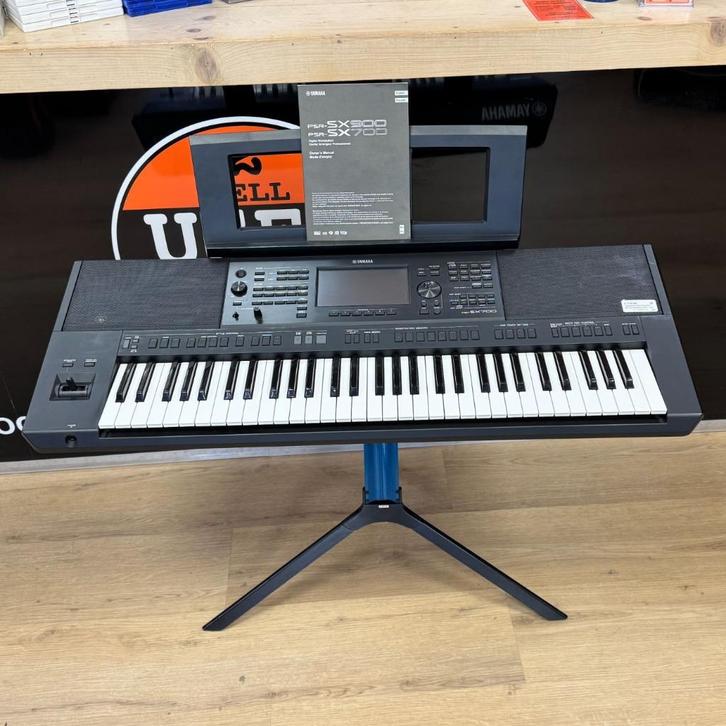 Yamaha psr-sx600 Keyboard | Met Stay standaard | Mist 1 knop, Muziek en Instrumenten, Keyboards, Gebruikt, 61 toetsen, Yamaha