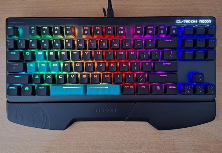 Nacon game keyboard CL-750 OM, Spelcomputers en Games, Spelcomputers | Sony PlayStation Consoles | Accessoires, Nieuw, Overige typen