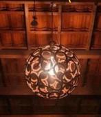 Hanglamp van hoefijzers Recycling horse roestbal, Ophalen of Verzenden, Zo goed als nieuw, 50 tot 75 cm