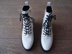 Erg mooie trendy Vero Moda dames meisjes laarzen maat 40, Kleding | Dames, Vero Moda, Wit, Lage of Enkellaarzen, Ophalen of Verzenden