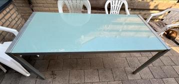 Ruime Tuintafel (1,90/90/75) beschikbaar voor biedingen