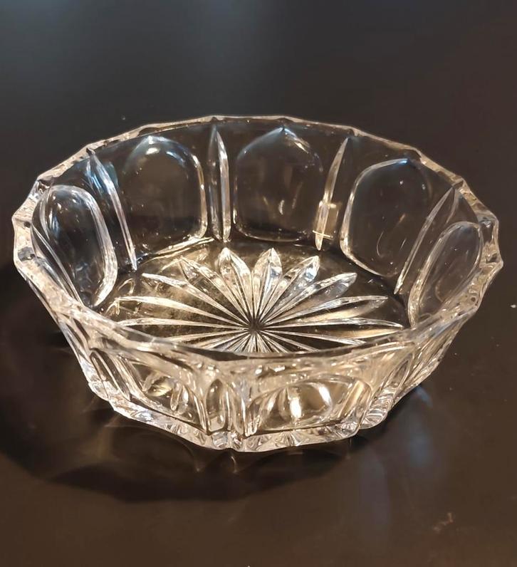 Vintage kristallen schaal, Antiek en Kunst, Antiek | Glas en Kristal, Ophalen of Verzenden