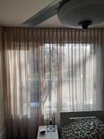 Inbetween Gordijnen - Sfeervolle Lichtfiltering, Bruin, 200 cm of meer, Ophalen of Verzenden, Zo goed als nieuw