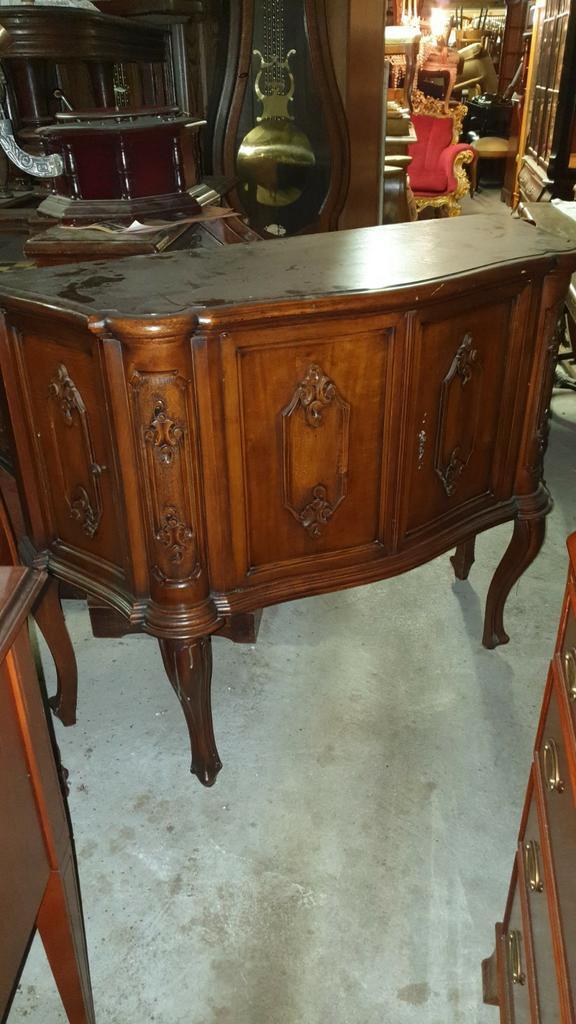 Barok tv kast, Huis en Inrichting, Kasten | Dressoirs, Zo goed als nieuw, 25 tot 50 cm, Kersenhout, Ophalen