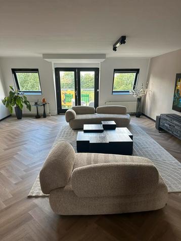 Prachtige Eichholtz Cabrera Sofa in Cascade Sand als nieuw! beschikbaar voor biedingen