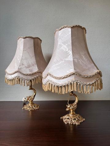 Unieke Set Vintage Visvoet Tafellampen met Brocante Kap beschikbaar voor biedingen