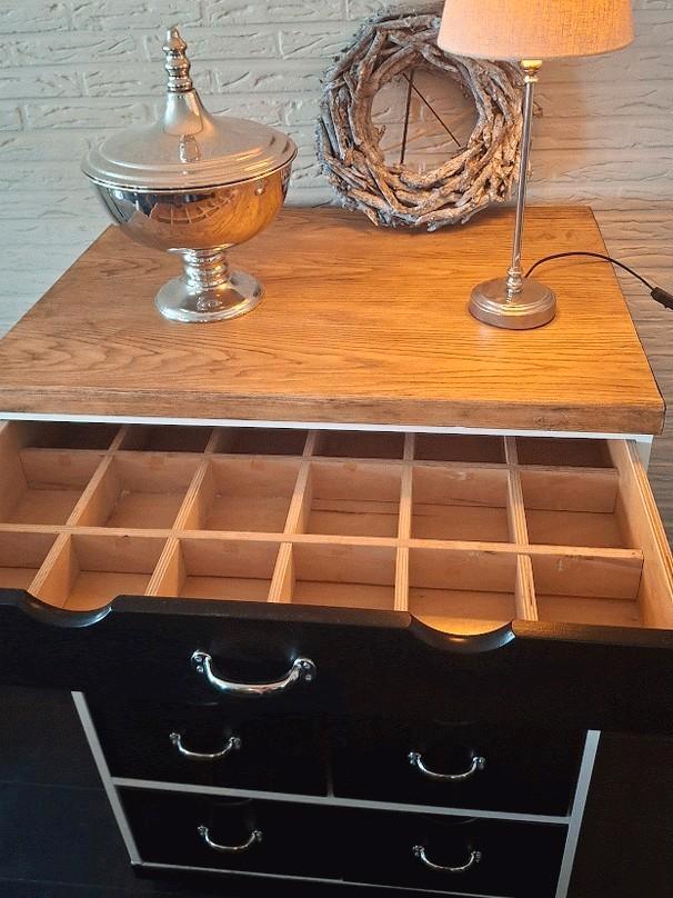 Vintage papierkast knutselkast Schilte schoolkast.  8 laden, Antiek en Kunst, Curiosa en Brocante, Ophalen