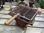 BBQ gietijzer 25,5 x 25,5 x 17,5 H voor, € 17, Ophalen, Gebruikt