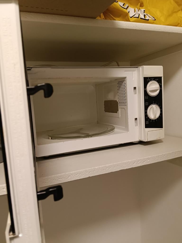 Magnetron - Gebruikt het is geen in bouw magetron, Witgoed en Apparatuur, Magnetrons, Gebruikt, Ophalen of Verzenden, Magnetron