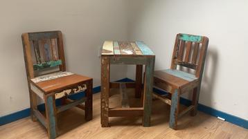 Kindertafeltje met 2 stoeltjes - Robuust! beschikbaar voor biedingen
