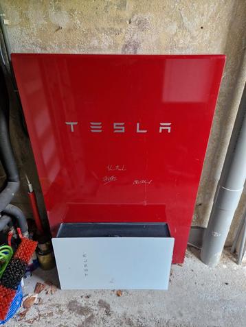 Tesla Powerwall 2 Founders Series thuisbatterij beschikbaar voor biedingen