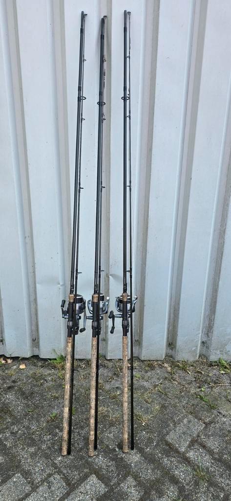 Fox euro warriors 12ft 2.75 lb met Shimano baitrunner, Watersport en Boten, Hengelsport | Karpervissen, Zo goed als nieuw, Werphengel