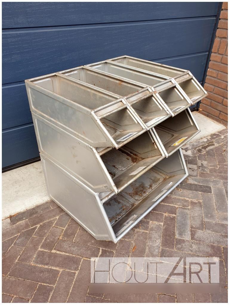 Magazijnbakken van staal, diverse maten, Ophalen of Verzenden
