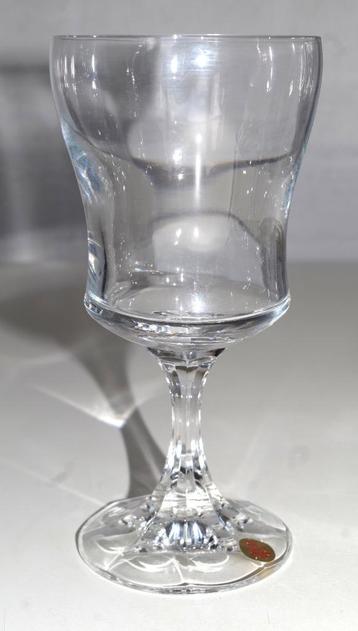 glaswerk beschikbaar voor biedingen