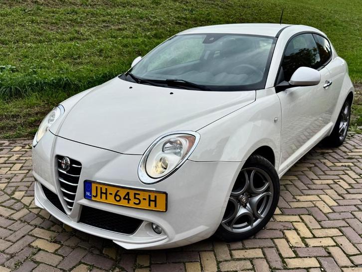 Alfa Romeo MiTo 1.4 16V Distinctive Weinig Km Technisch Top!, Auto's, Alfa Romeo, Bedrijf, MiTo, ABS, Airbags, Airconditioning