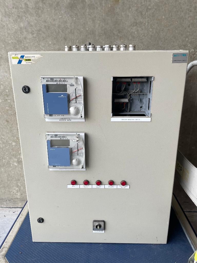 Siemens Sturingskast voor centrale verwarming met RVL, Doe-het-zelf en Verbouw, Elektra en Kabels, Ophalen, Gebruikt, Overige typen