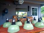 Vintage groene emaille industriële hanglampen, USSR, CCCP., Huis en Inrichting, Lampen | Hanglampen, Minder dan 50 cm, Nieuw, Industrieel