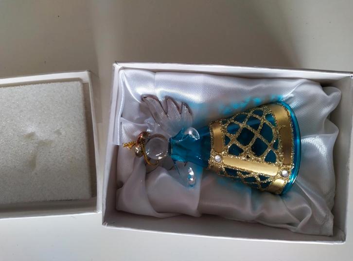 Glazen kerstengel, Sieraden, Tassen en Uiterlijk, Broches, Zo goed als nieuw, Overige materialen, Ophalen of Verzenden