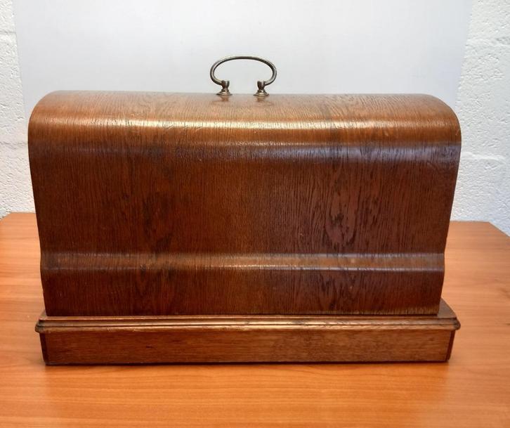 Antieke Husqvarna naaimachine, Antiek en Kunst, Antiek | Naaimachines, Ophalen