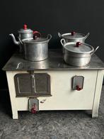 Vintage Kinderfornuis met Pannetjes & Metablokjes, Ophalen of Verzenden, Gebruikt, Jongen of Meisje