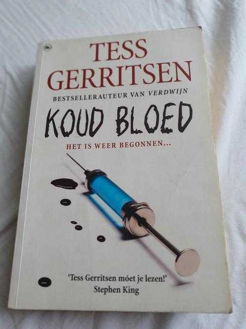 Koud bloed thriller Tess Gerritsen, Boeken, Thrillers, Gelezen, Nederland, Ophalen of Verzenden