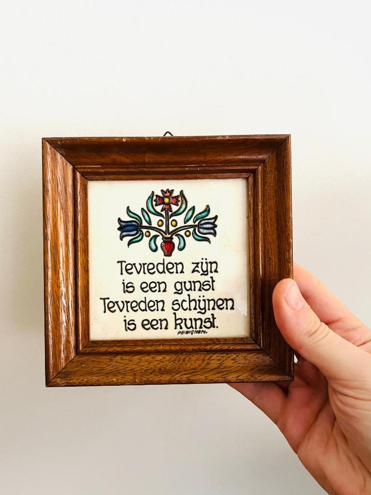 Perignem aardewerk tegel met spreuk vintage, Antiek en Kunst, Antiek | Wandborden en Tegels, Ophalen of Verzenden