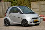 Smart ForTwo 1.0 52KW Coupe MHD AUT 2011 Grijs, Auto's, Smart, Automaat, Achterwielaandrijving, 17 €/maand, 23 km/l