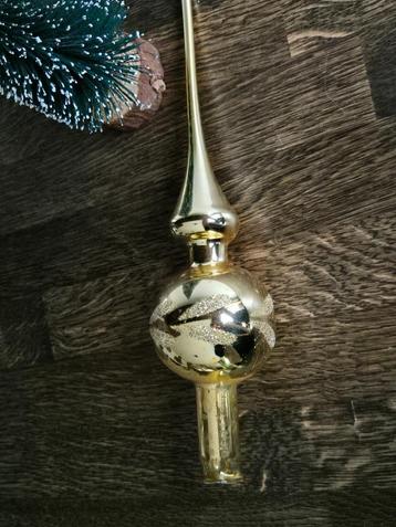 Vintage piek goud 107 beschikbaar voor biedingen