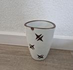 Vaas vintage retro ravelli driehoek wit bruin sterren ster, Huis en Inrichting, Ophalen of Verzenden, Zo goed als nieuw, Aardewerk of Porselein