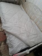 1 PERSOONS DEKBED DUBBEL 4 SEIZOENEN + 2 NIEUWE HOEZEN., Ophalen of Verzenden, Nieuw, Eenpersoons