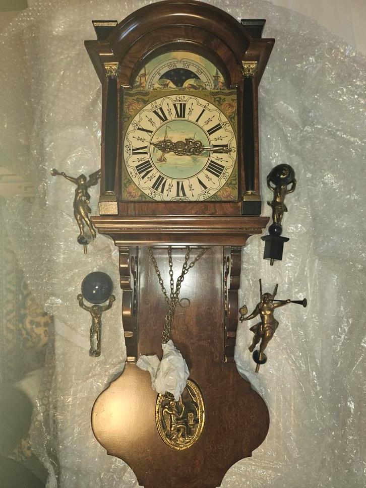 Friese staartklok met maanstand en molen schilderij, Antiek en Kunst, Antiek | Klokken, Ophalen of Verzenden