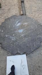 zeskant tegels zwart, Gebruikt, Ophalen of Verzenden, Minder dan 5 m², Beton