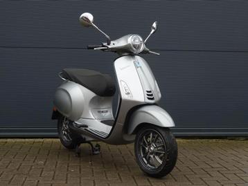Vespa Elettrica 45 2023 incl. BTW ZGAN 619km elektrisch beschikbaar voor biedingen