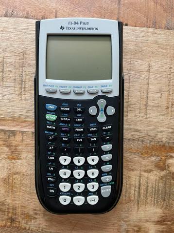 TI-84 Plus Grafische rekenmachine beschikbaar voor biedingen