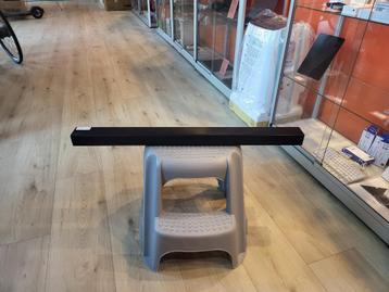 Samsung HW-M450 Soundbar + Afstandsbediening | Nette Staat beschikbaar voor biedingen