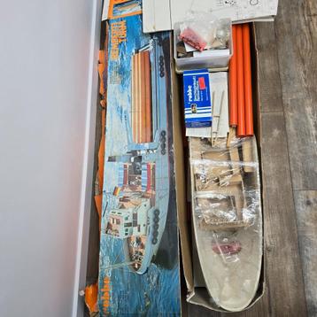 Robbe Rembertiturm schip rc body 1077  + Robbe 1078  beschikbaar voor biedingen