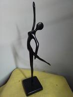 8849 Mooi beeld ballet danseres  hoog  33cm, Ophalen of Verzenden, Zo goed als nieuw, Dier