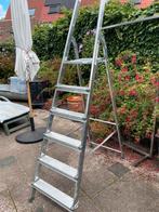 6 trede trap, Doe-het-zelf en Verbouw, Ladders en Trappen, Ophalen, Zo goed als nieuw, Minder dan 2 meter