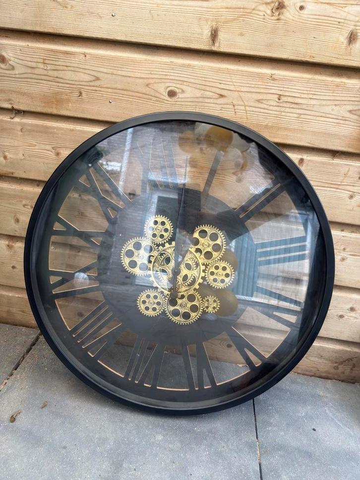 Industriële Wandklok met Tandwielen, Huis en Inrichting, Woonaccessoires | Klokken, Gebruikt, Wandklok, Analoog, Ophalen of Verzenden