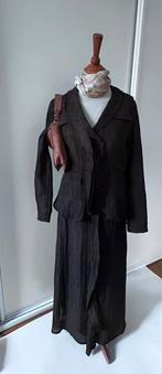 Verse jasje met lange rok,  bruin,  maat 38, Maat 38/40 (M), Kostuum of Pak, Bruin, Ophalen of Verzenden