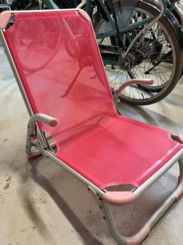 Klapstoelen 2x beschikbaar voor biedingen