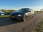 BMW 3-Serie 3.0 I 330 2005 Grijs, Achterwielaandrijving, 258 pk, 2996 cc, Handgeschakeld