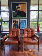 2 vintage stoelen, Huis en Inrichting, Twee, Gebruikt, Hout, Bruin