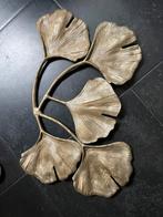 Wanddecoratie ginkgo bladeren uit dik metaal in goud, Ophalen of Verzenden, Zo goed als nieuw