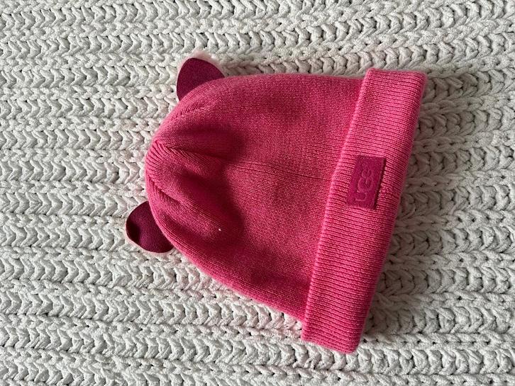 diverse mutsen/wanten/sjaals (lodder/Uggs) 0-12 mnd, Kinderen en Baby's, Babykleding | Mutsen, Sjaals en Wanten, Zo goed als nieuw