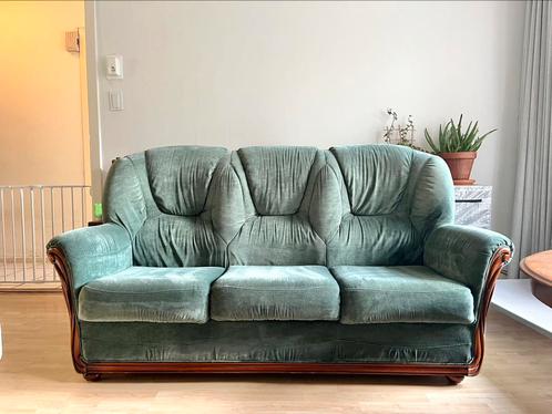 Vintage Saliegroene Bank, Huis en Inrichting, Banken | Bankstellen, Gebruikt, Rechte bank, Driepersoons, 150 tot 200 cm, 75 tot 100 cm