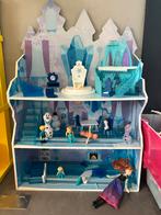 Frozen Poppenhuis + Vloerkleed, Ophalen of Verzenden, Gebruikt, Poppenhuis